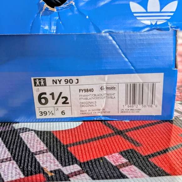 Adidas NY 90 J NIB - Picture 3 of 3
